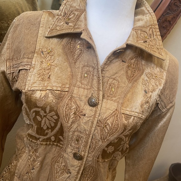 Flashback couture jacket - Picture 2 of 12